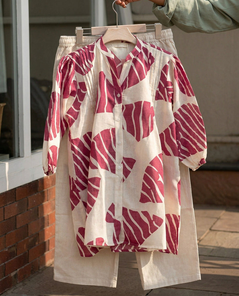 Kaelis - Pink leaf soft rayon relaxed fit co-ord set