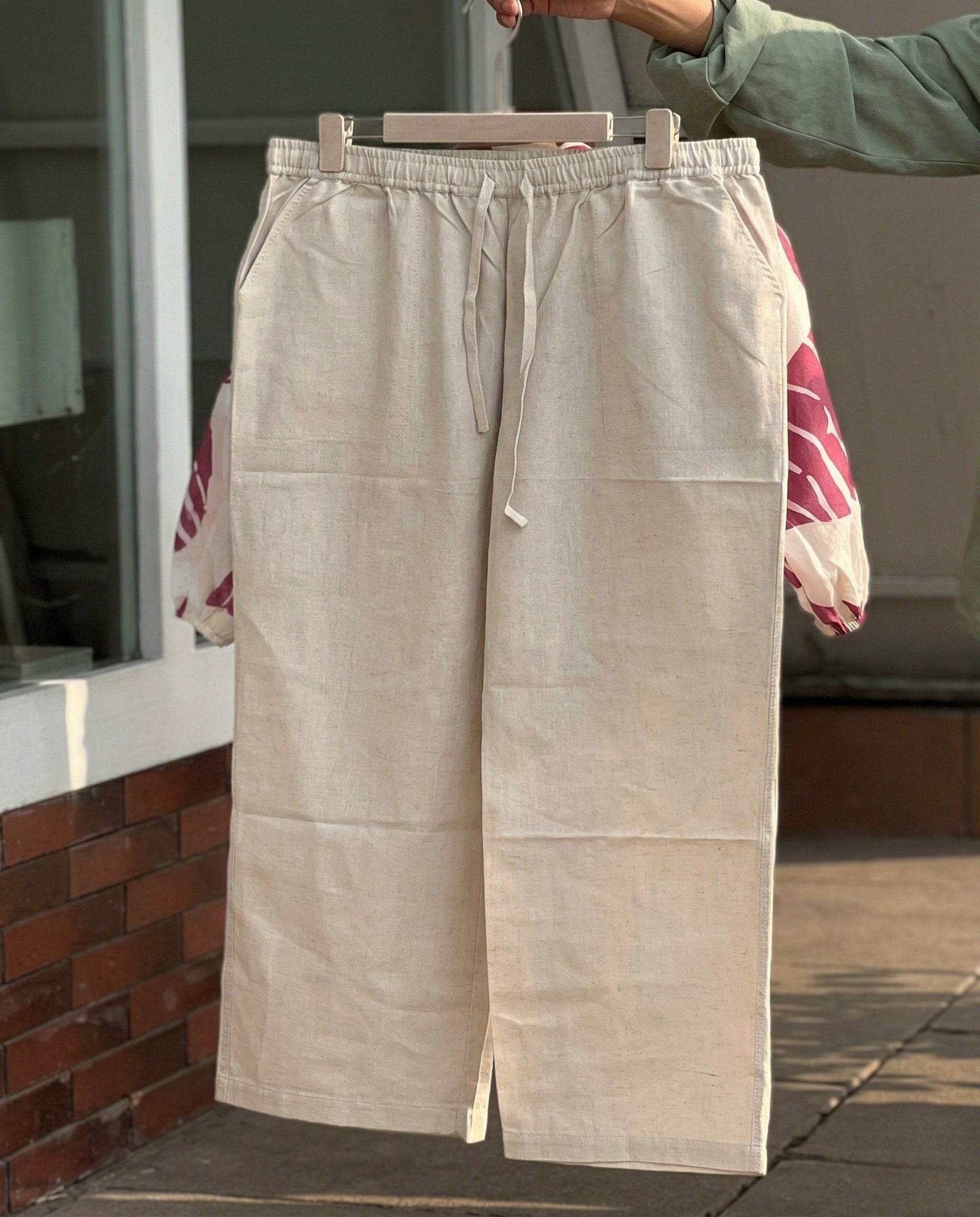Kaelis - Pink leaf soft rayon relaxed fit co-ord set